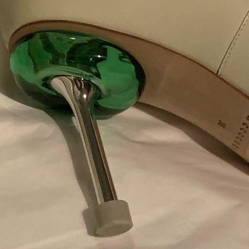 4CCCCEES OSHA MORA HI HEELS SANDAL IN IVORY Heels with Unique Green Accent - Picture 9 of 11